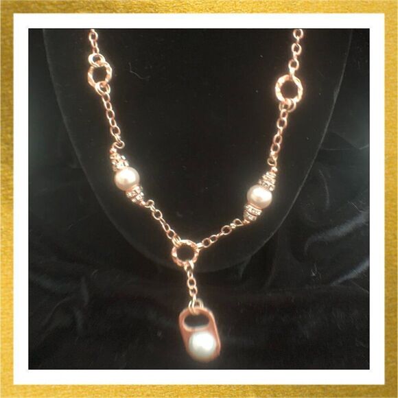 Upcycled HAND CRAFTED Pearl & Rhinestone CAN TAB Pendant NECKLACE Beaded - Picture 1 of 2